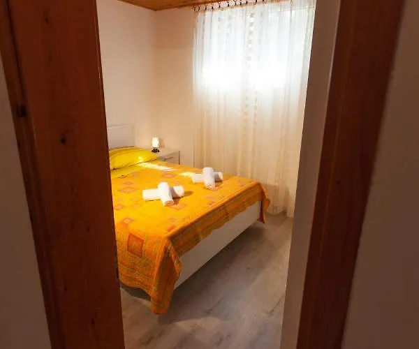 Budimir * Cres